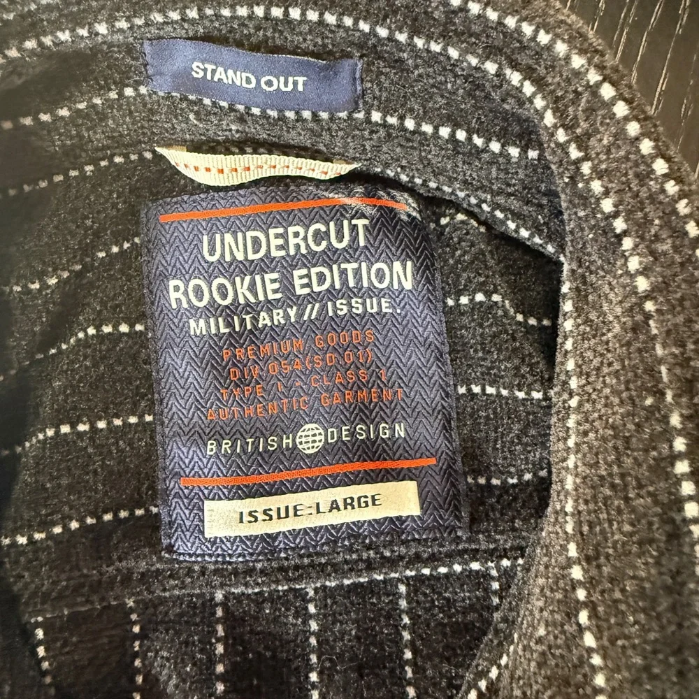 Undercut Authentic Casuals Rookie Edition Pinstripe Button Up Shirt Size L